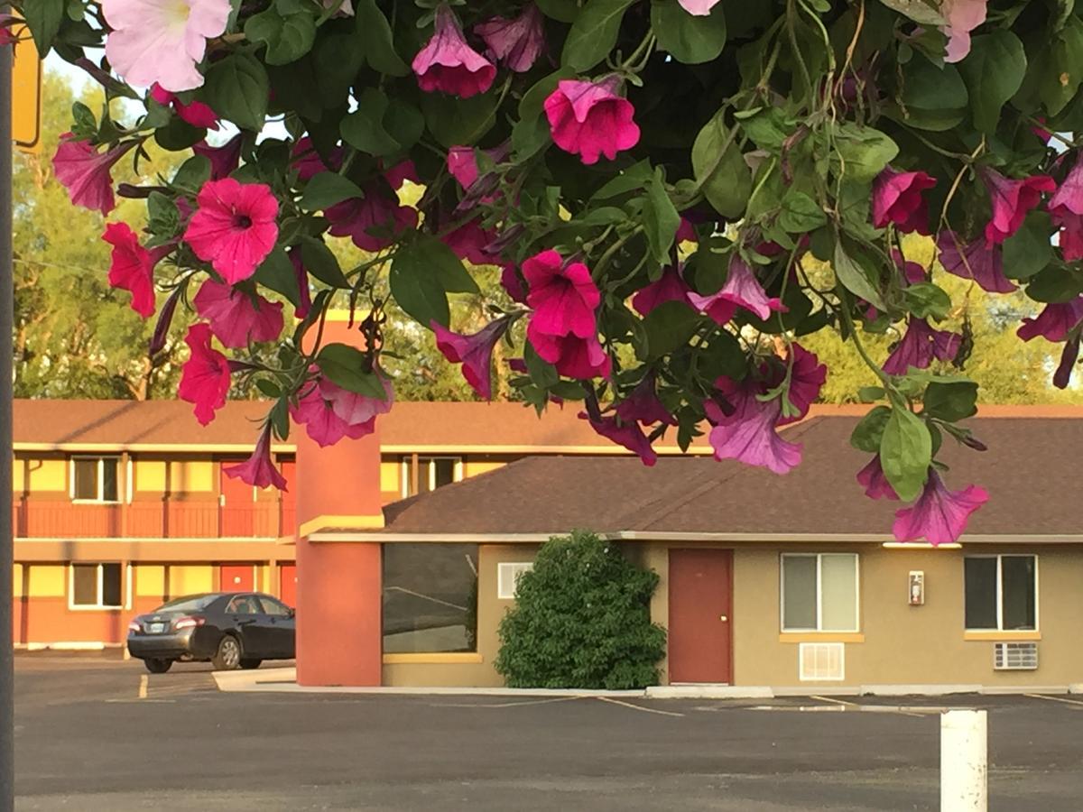 Gateway Inn Lyman Екстериор снимка